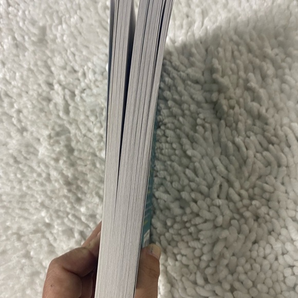 Book THICKER THAN WATER by Megan Collins - Picture 4 of 4